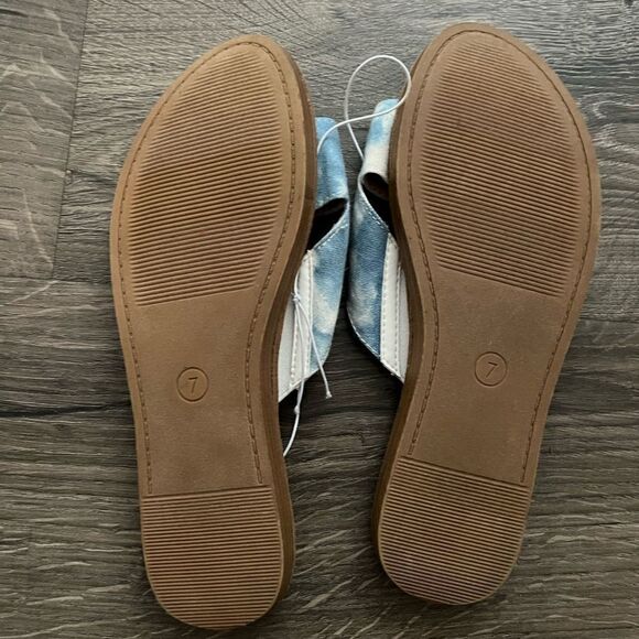 Universal Threads Melody Blue Bow Size 7 Slide Sandals - Picture 3 of 4